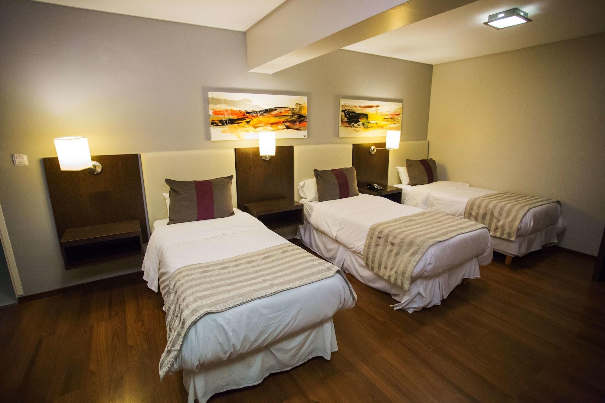 Hotel Bicentenario Suites&Spa San Miguel de Tucumán Esterno foto