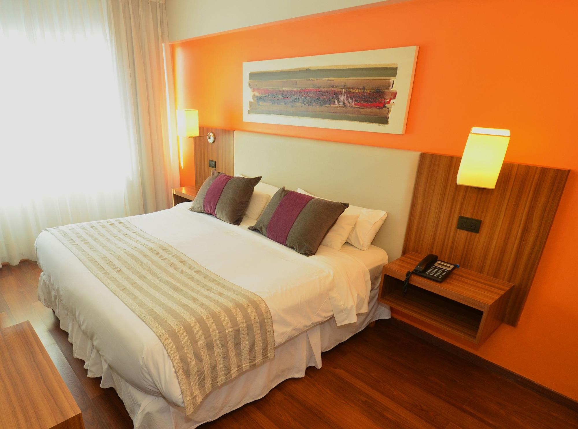 Hotel Bicentenario Suites&Spa San Miguel de Tucumán Esterno foto