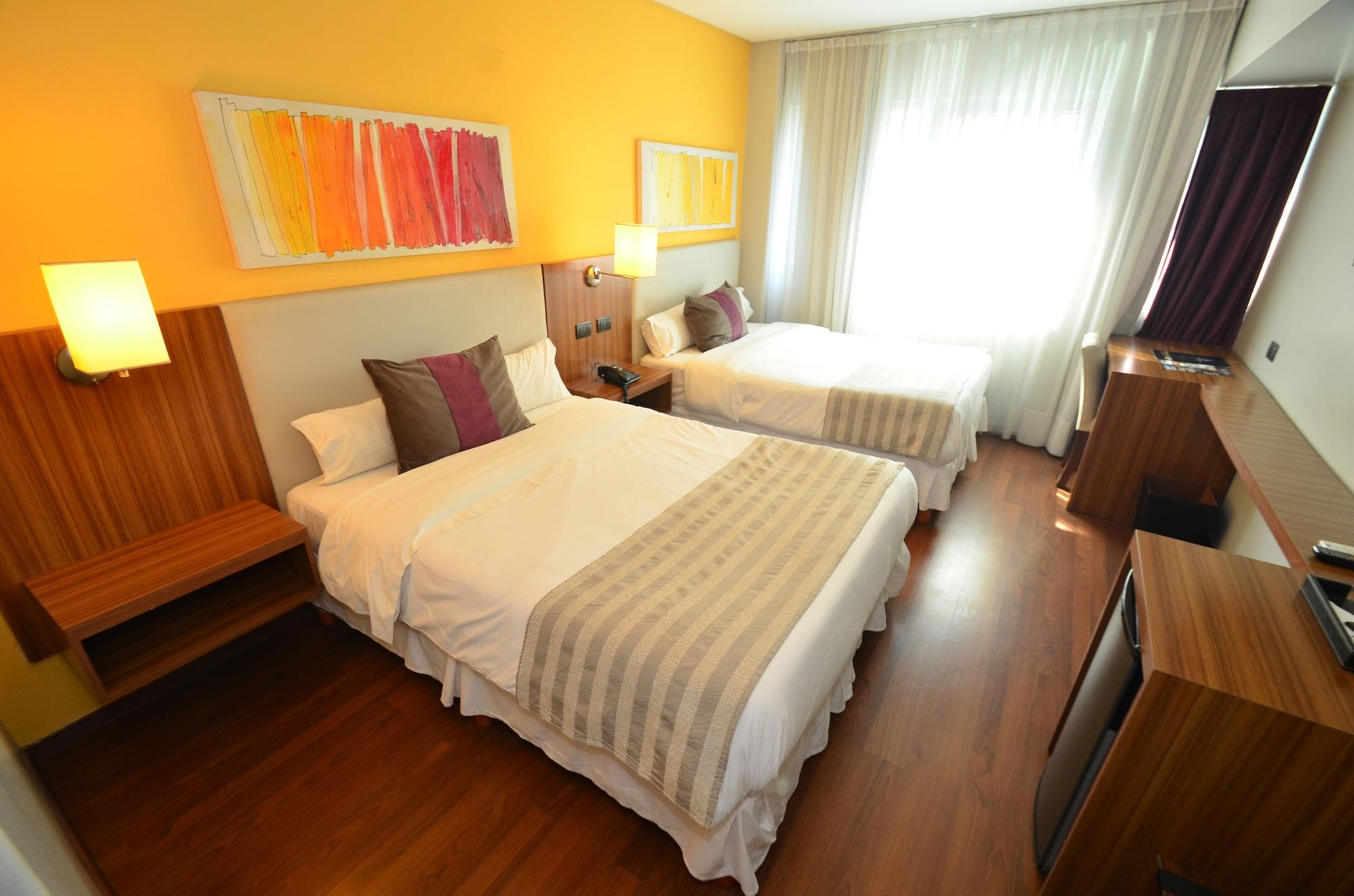 Hotel Bicentenario Suites&Spa San Miguel de Tucumán Esterno foto