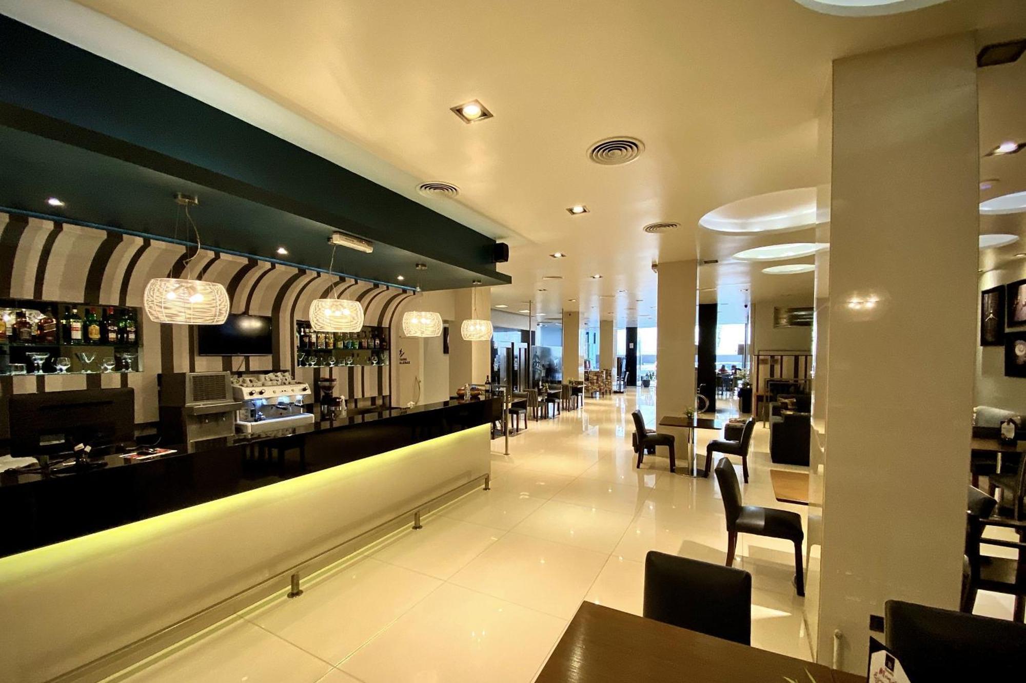 Hotel Bicentenario Suites&Spa San Miguel de Tucumán Esterno foto